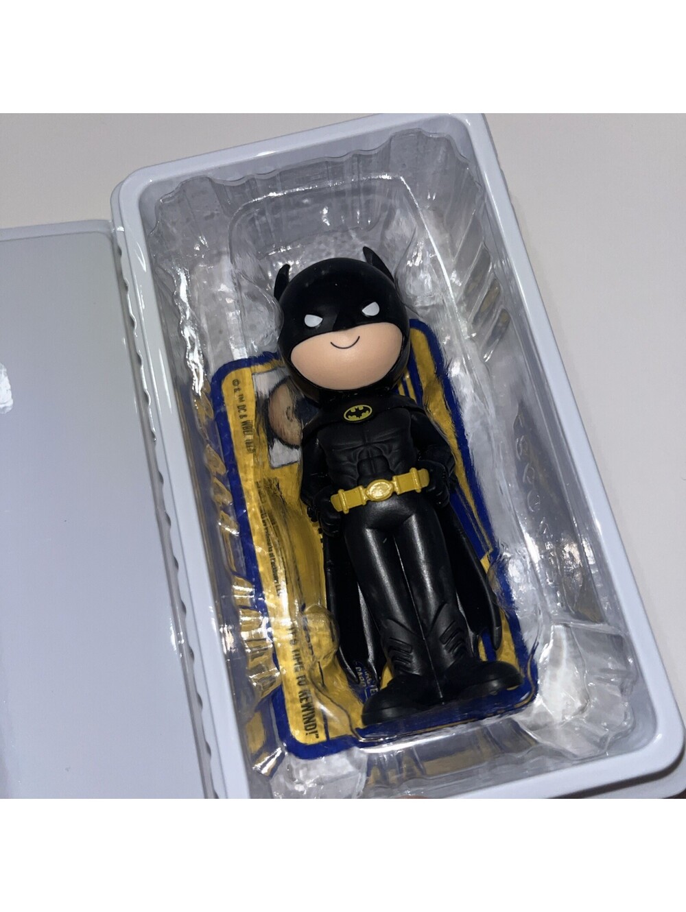 Funko Blockbuster Rewind Batman 1989 Michael Keaton DC Vinyl Figure VHS Vaulted
